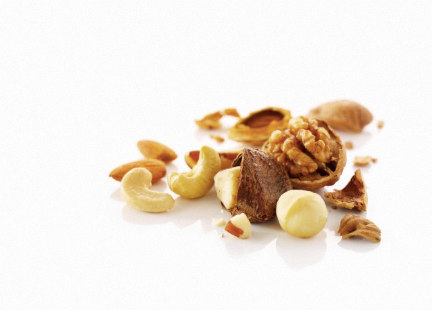 A pile of assorted types of nuts