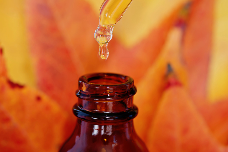 essential oil on amber