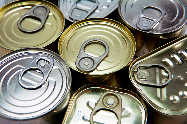 Tins of different sizes and opening