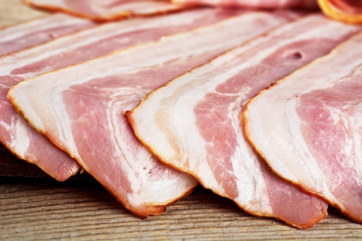 uncooked bacon