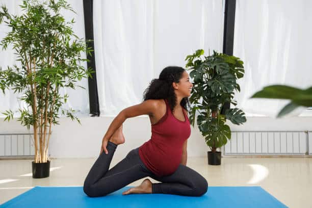 avoid stretch marks during pregnancy