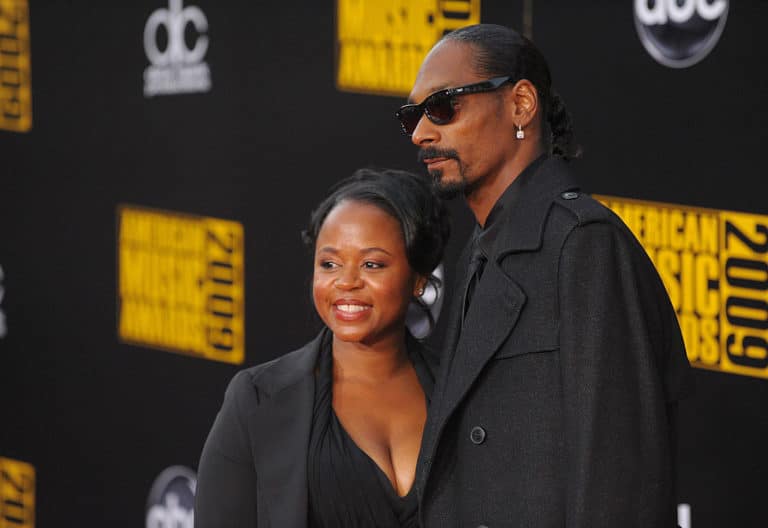 snoop dogg wife