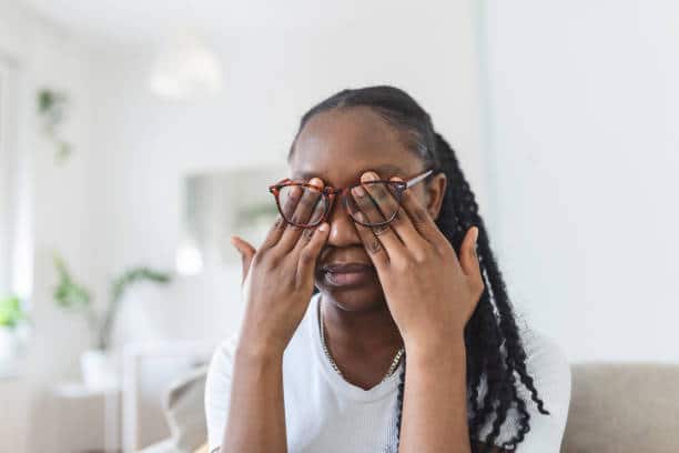 eyelid eczema