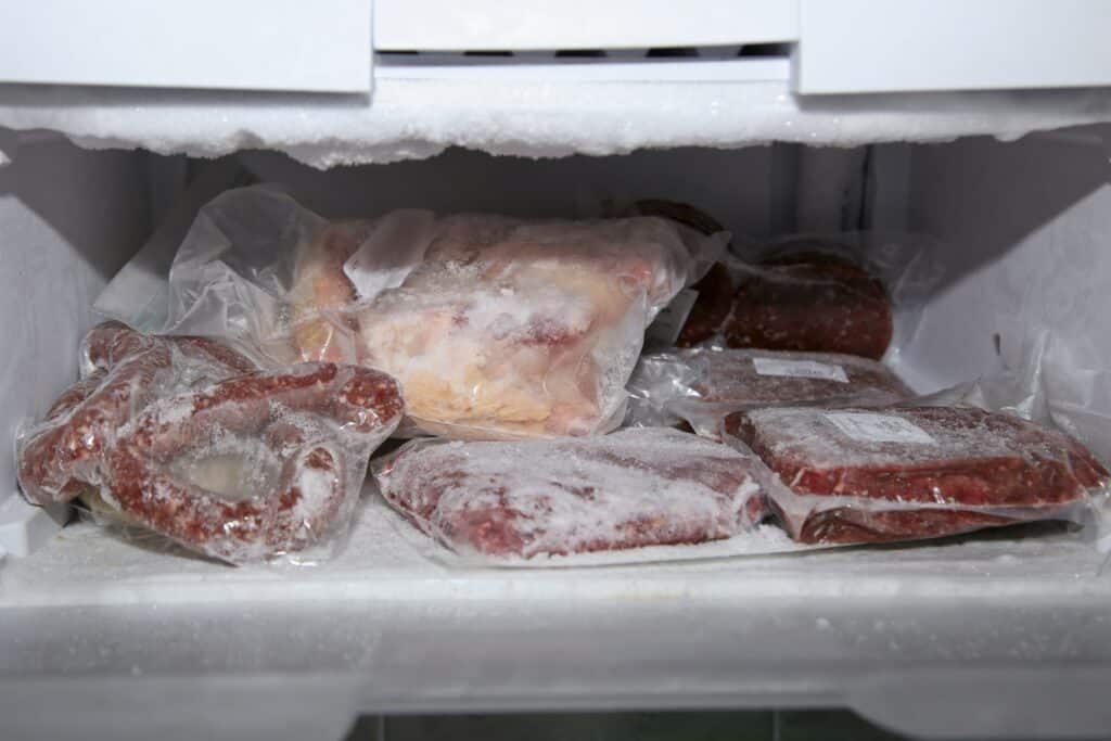 how long does cooked chicken last in the fridge