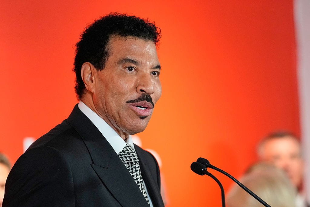 Music Legend, Lionel Richie, Hospitalized in ICU After Concert