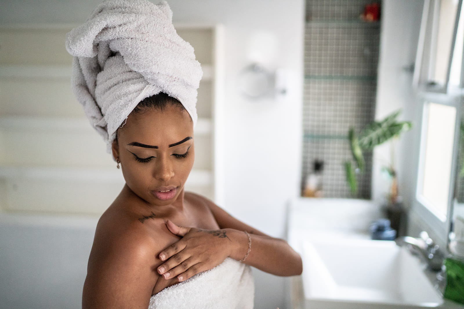 8 Shower Habits That May Worsen Your Psoriasis